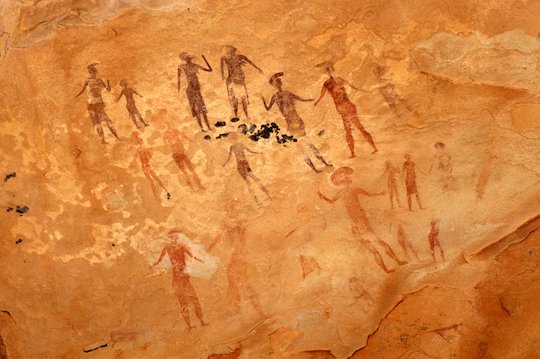 PINTURAS DE TASSILI, MANIFESTACIÓN HUMANA MAS ANTIGUA DE LA OLIVICULTURA