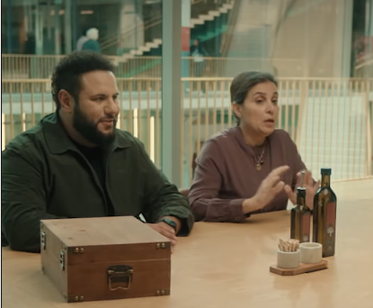 “AHORA ERES PARTE DE NUESTRA FAMILIA”. ESO SIGNIFICA REGALAR AOVE EN LA CULTURA PALESTINA